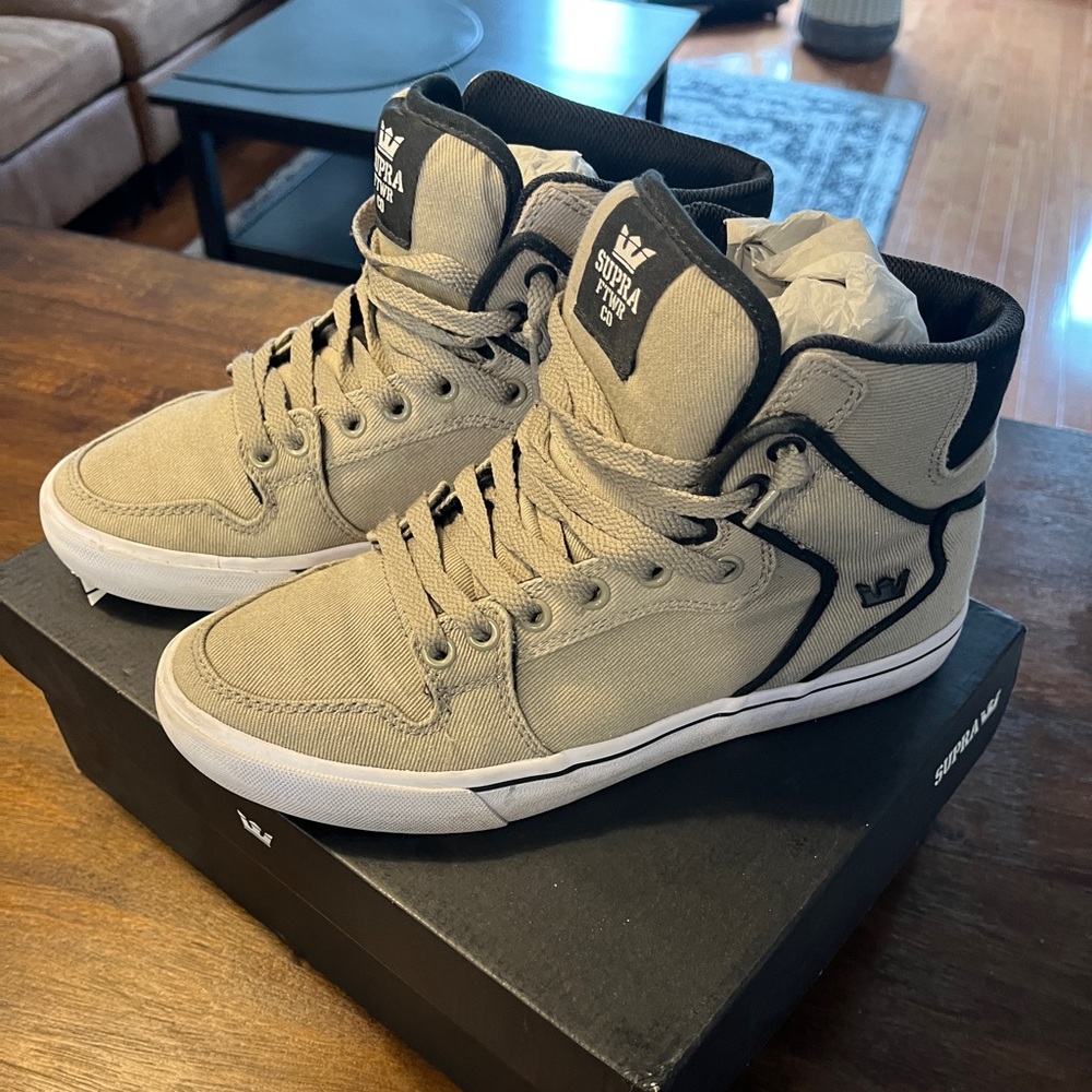 Supra Vaiders Tan Men’s - Size 8